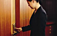 Door lock with a knob